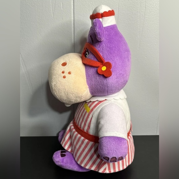 Disney Jr Doc McStuffins Hallie Hippo Bean Bag Plush Doll Figure Stuffed Toy - Picture 3 of 9